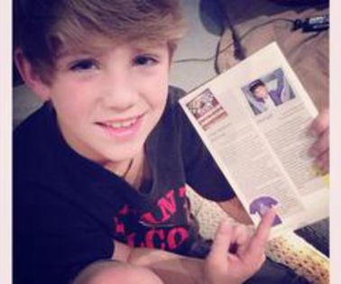 381735_503088396390702_369093632_n_thumb - MattyB