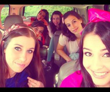 tumblr_micheroXPz1re9xigo1_500_thumb - Cimorelli