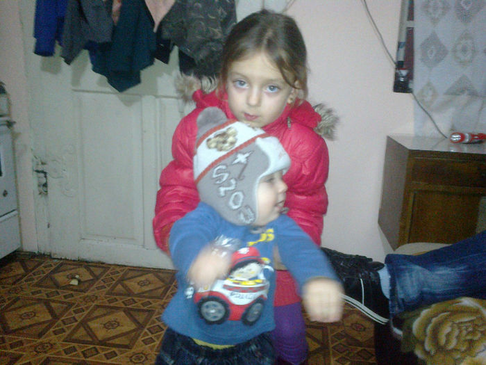 Picture 462 - SA MAI NASCUT INCA UN INGERAS ZSOLT