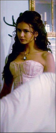 te deranjeaza daca mai stau putin pe la tine