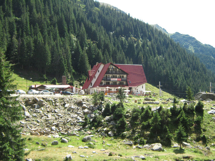 Cabana Capra - Barajul si lacul Vidraru - Arges