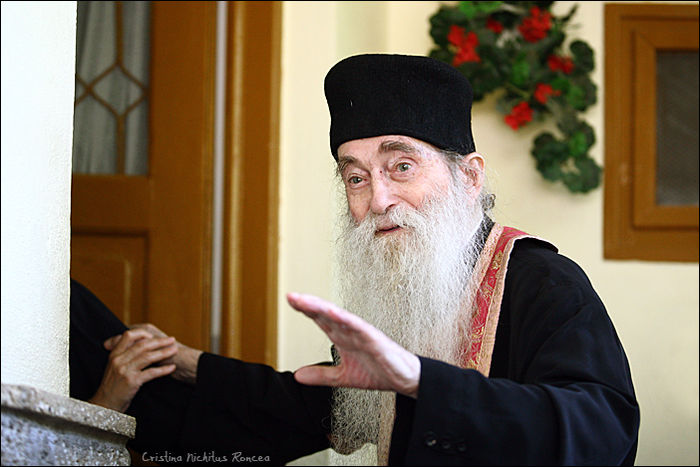 Parintele-Arsenie-Papacioc-foto-Cristina-Nichitus-Roncea