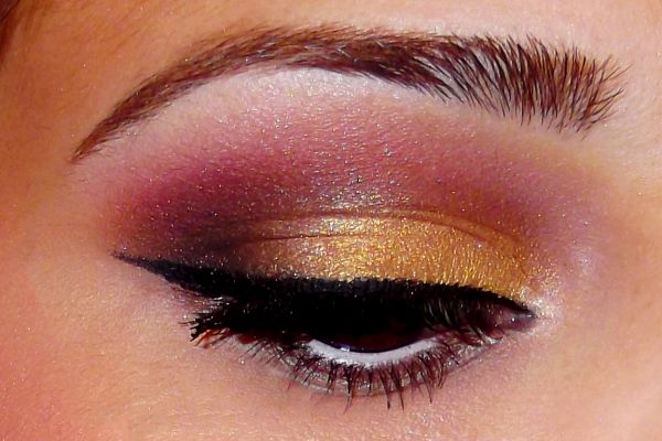 talentata-alina-oprea-realizeaza-un-machiaj-pentru-o-mireasa-sic-cu-produse-deborah_p268_l_7