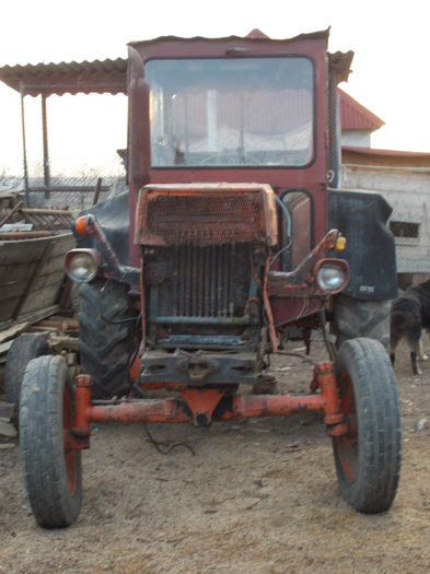 DSCN0539 - tractor
