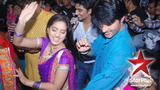 24 - qx-Deepika Singh