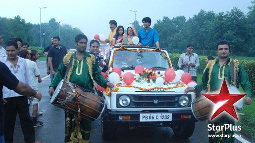 27 - qx-Deepika Singh