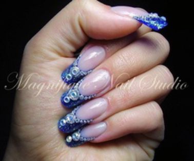 tumblr_ma9pihKpF11r85ew4o1_500_thumb - xo_Modele unghii_xo