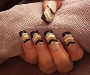 tumblr_ly843wo9dk1r85ew4o1_500_thumb - xo_Modele unghii_xo