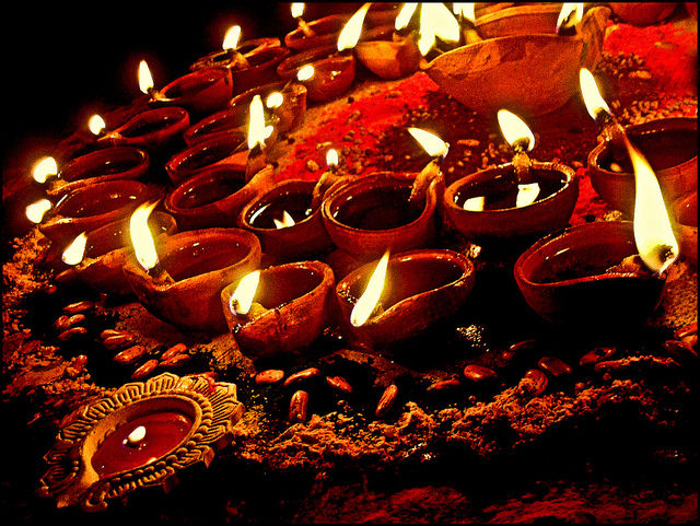  - HAppY DiwALi