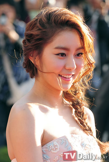 uee17 - After School