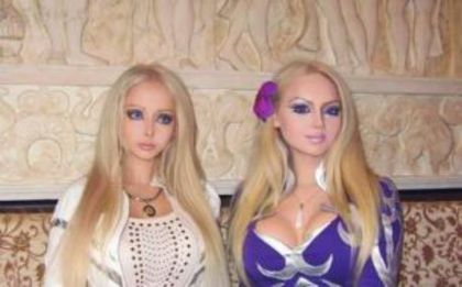 stilul-de-viata-al-papusii-barbie-pe-care-nimeni-nu-l-ar-putea-avea-cum-traiesc-valeria-si-sotul-ei_