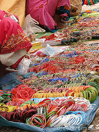 selling-bangles-other-jewelry-14254465 - Bangles-bratari