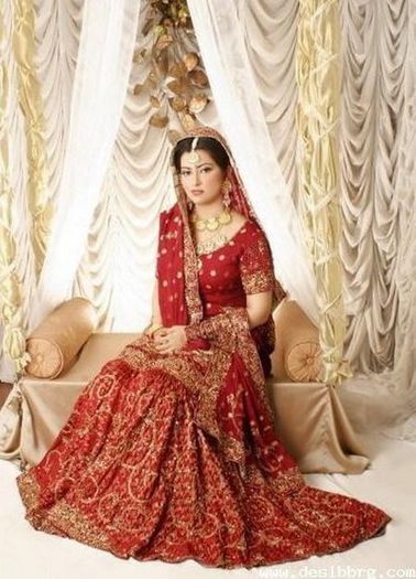 Pakistani Indian-Frilly-Frocks-2013-Bridal-Collection - Rochia de mireasa