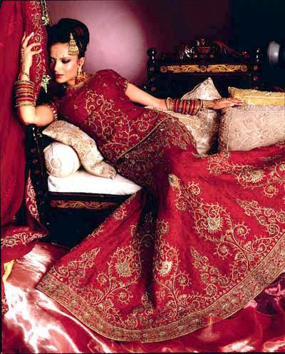 Indian-Bridal-outfits-and-trousseau-collection