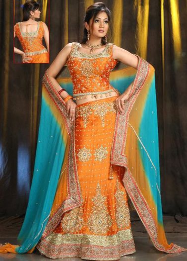 Latest-Wedding-Dress-Sharara-Designs-2013-04 - Rochia de mireasa