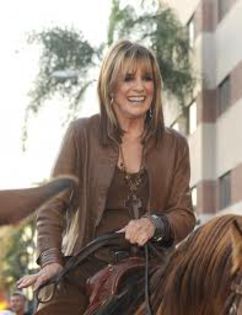 images (9)
