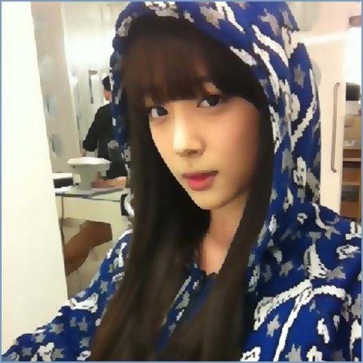 - [intra cu Jong] Mda,dar nah..Trebuie..:)) Heii..:)
