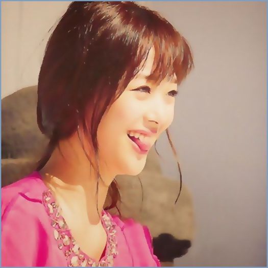 - Nu,nu..[-( Tu esti un scuump..;;) Scumpa sunt doar eu..:o3 :)) - l - x - Episodul 13 - x - l