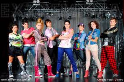 Juntos somos mas - Violetta