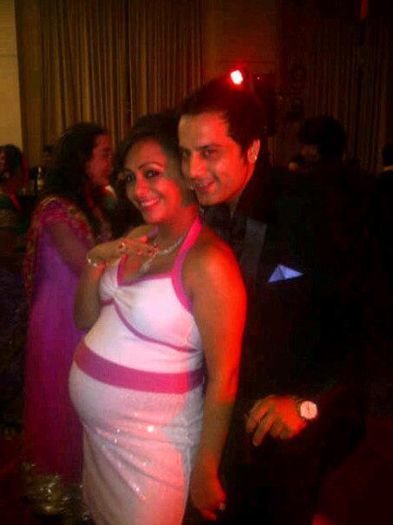  - x - Ashita Dhawan Gulabani - x