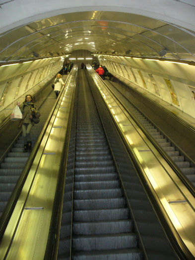 scara rulanta la metrou - Praga 21_02_2013