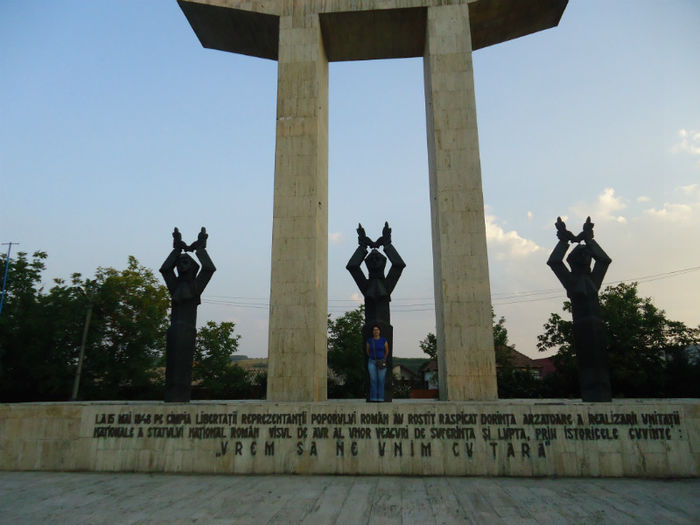 DSC01288 - Prin Alba Iulia - oras simbol