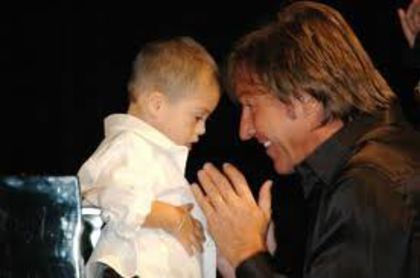 images (48) - Ricardo Montaner