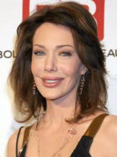 desc%u0103rcare (13) - Hunter Tylo