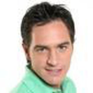 mauricio-ochmann-190188l-thumbnail_gallery