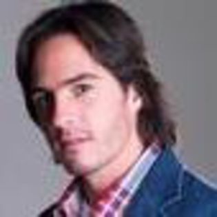 mauricio-ochmann-767157l-thumbnail_gallery