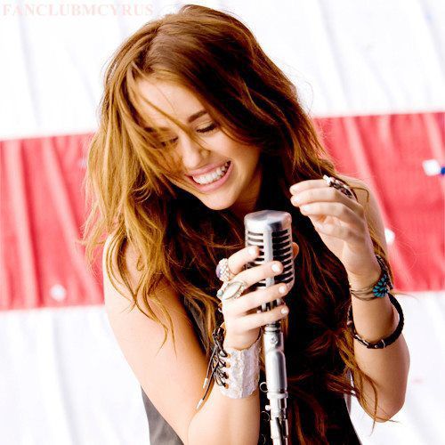 426376_547082681992748_889871881_n_large