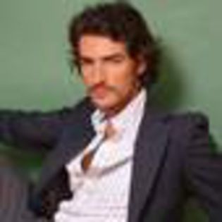 manuel-balbi-577107l-thumbnail_gallery