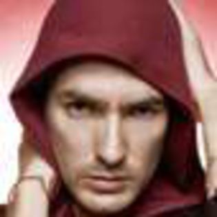 manuel-balbi-649128l-thumbnail_gallery