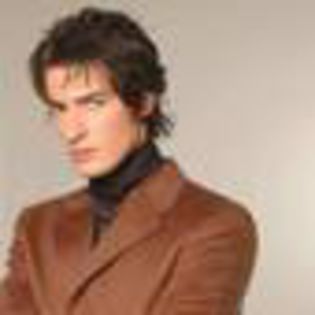 manuel-balbi-743976l-thumbnail_gallery