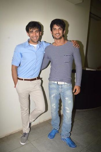 521840_420384774717111_1084748016_n