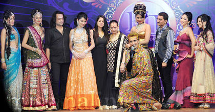 Ankita-Lokhande-Manju-Bhedne-Dorris-Godambe-Imam-Siddiquie-Nigaar-Khan - performance_Ankita _Sushant