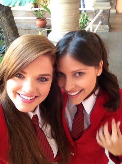 424274_147131512110234_278888124_n - Thali Garcia