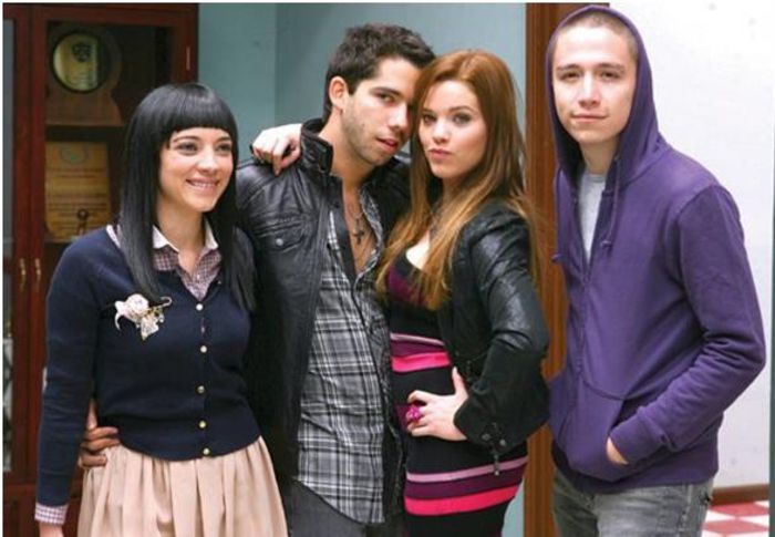 527049_145980448876550_752085896_n