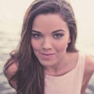images (12) - Thali Garcia