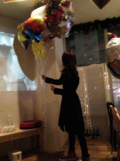 dara pregateste petrecerea pt cl