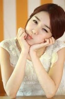 1 - Yoo in na