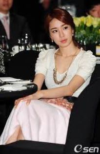 13 - Yoo in na