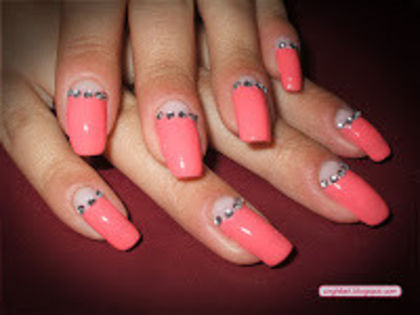 Moon manicure - xo_Modele unghii_xo