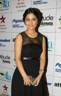 533826_498919193476115_1136782354_n