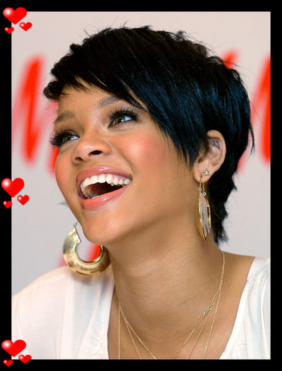  - PHotOS WIth RIhaNNa