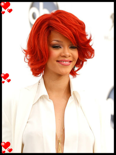  - PHotOS WIth RIhaNNa