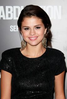 Cercei Frunzulita!So Cute! - Selena Gomez Accesories