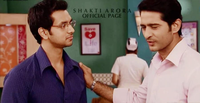 563389_483643101698120_922703862_n