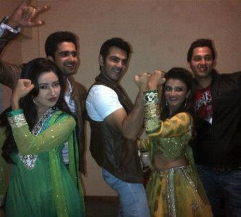 307808_366163336791322_439592837_n