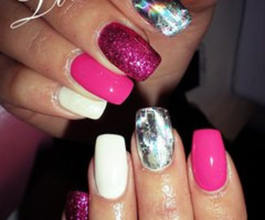 72366_300594493399692_732502926_n_thumb